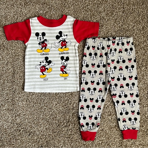 Set Of 2: My Smoothie Matching Pajama Set for Mom and Baby